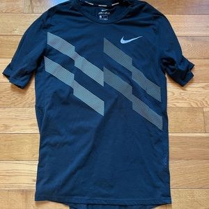 Nike running T-Shirt small